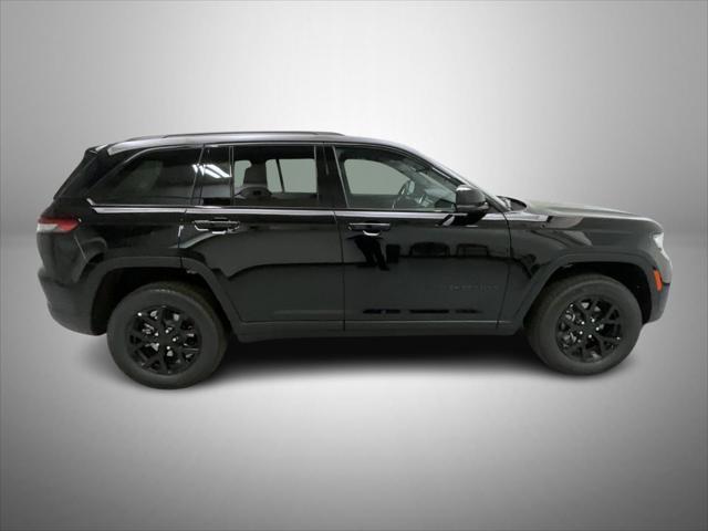 new 2025 Jeep Grand Cherokee car, priced at $41,009