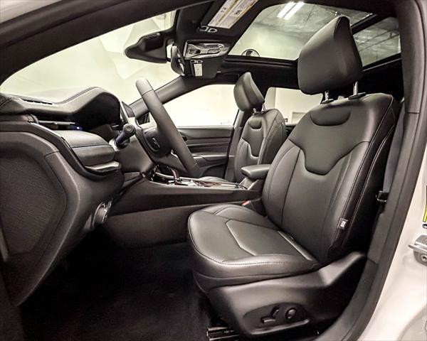 new 2025 Jeep Compass car, priced at $32,559