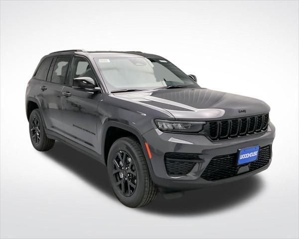 new 2025 Jeep Grand Cherokee car, priced at $40,699