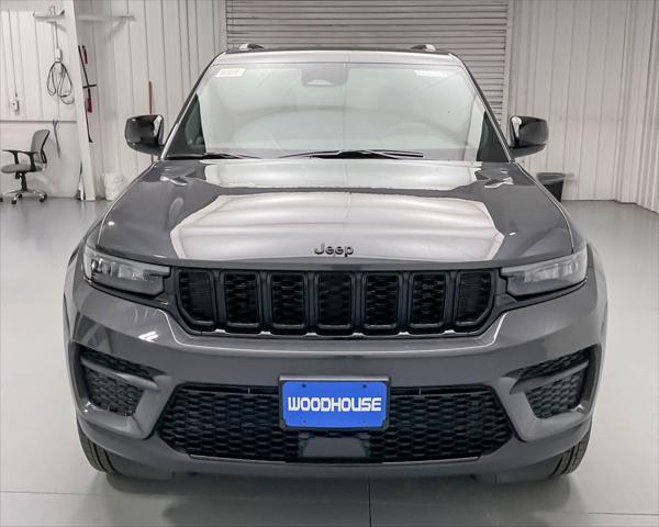new 2025 Jeep Grand Cherokee car, priced at $40,699