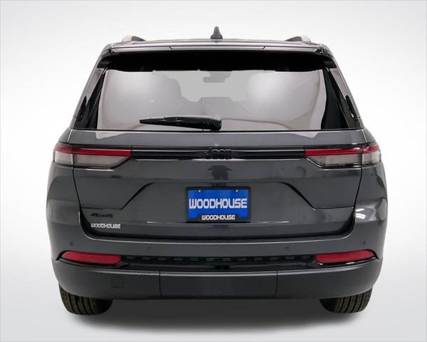 new 2025 Jeep Grand Cherokee car, priced at $40,699