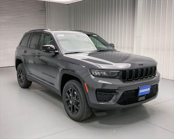 new 2025 Jeep Grand Cherokee car, priced at $40,699
