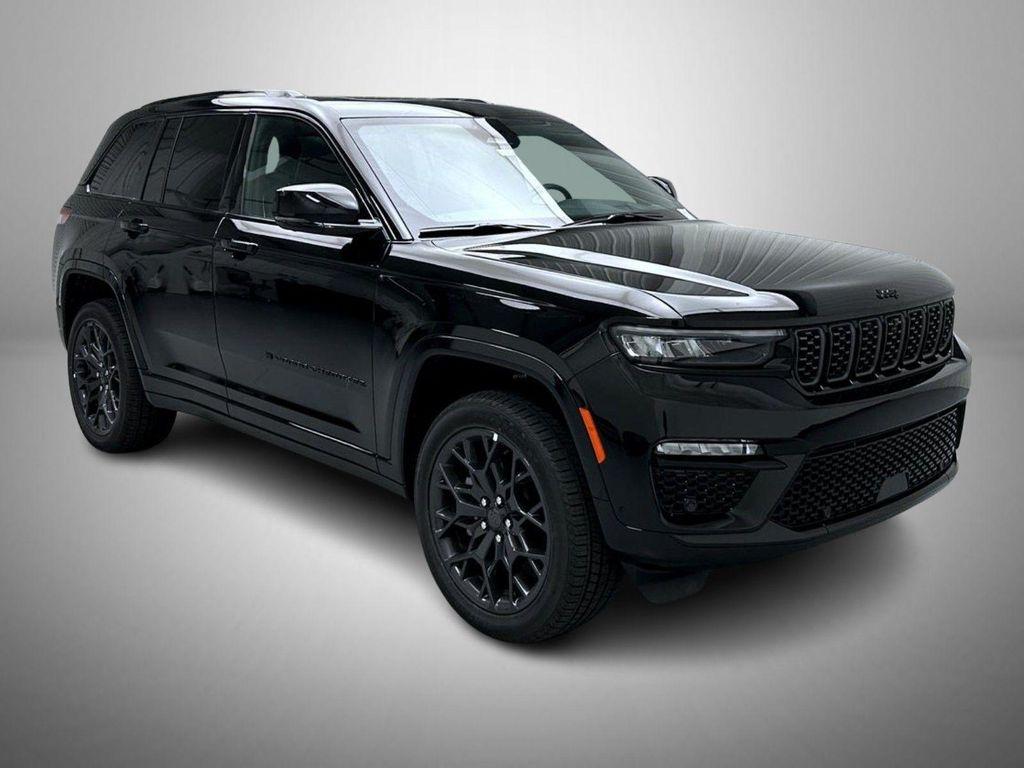 new 2025 Jeep Grand Cherokee car, priced at $69,474