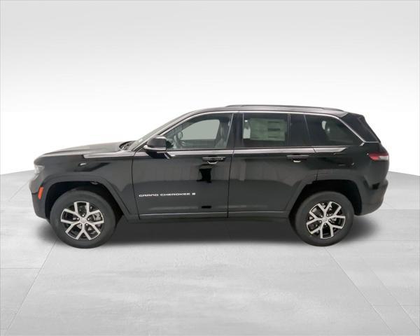 new 2025 Jeep Grand Cherokee car, priced at $41,974