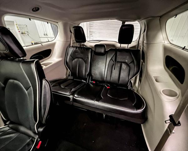 used 2024 Chrysler Pacifica car, priced at $39,027