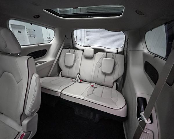 used 2020 Chrysler Pacifica car, priced at $21,497