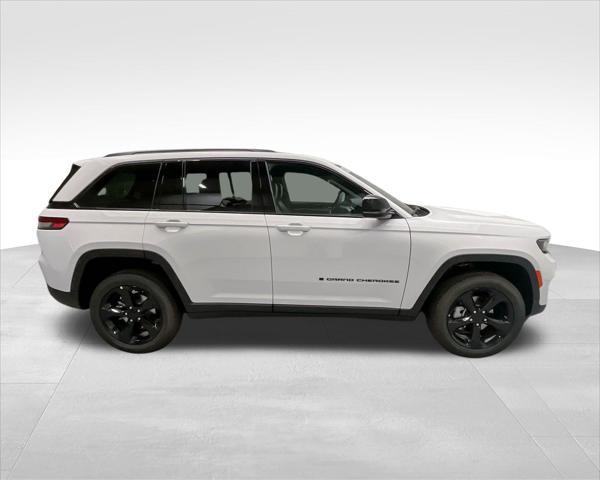 new 2025 Jeep Grand Cherokee car, priced at $42,828