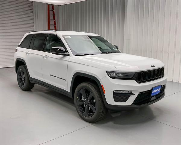 new 2025 Jeep Grand Cherokee car, priced at $41,610