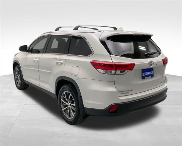 used 2019 Toyota Highlander car, priced at $27,466