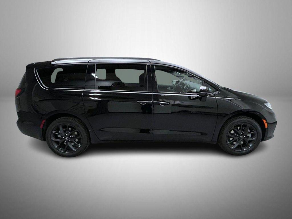 new 2026 Chrysler Pacifica car, priced at $54,704