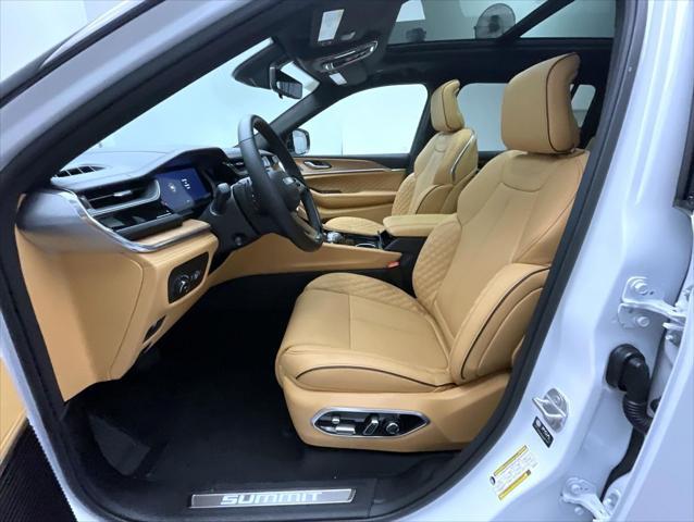 new 2025 Jeep Grand Cherokee L car, priced at $64,720