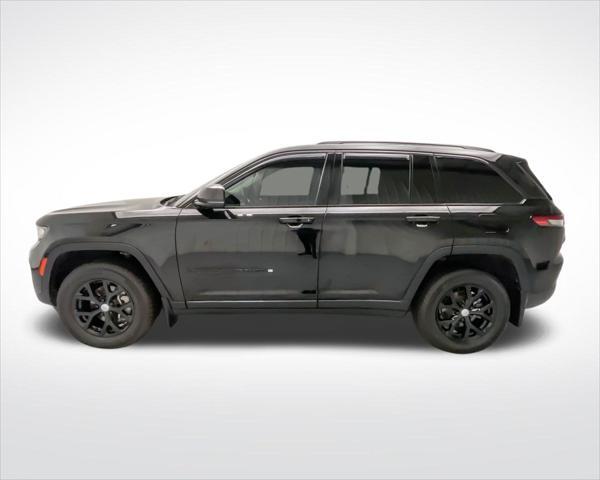 used 2022 Jeep Grand Cherokee car, priced at $31,129