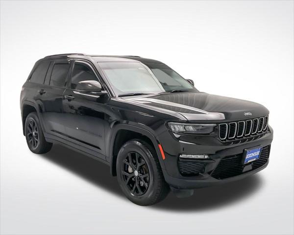 used 2022 Jeep Grand Cherokee car, priced at $31,129