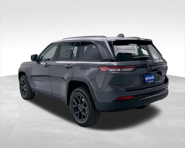 new 2025 Jeep Grand Cherokee car, priced at $40,180