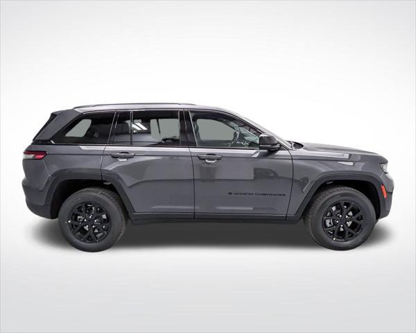 new 2025 Jeep Grand Cherokee car, priced at $40,809