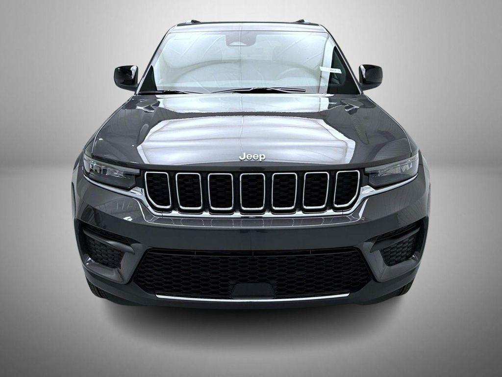 new 2025 Jeep Grand Cherokee car, priced at $35,566