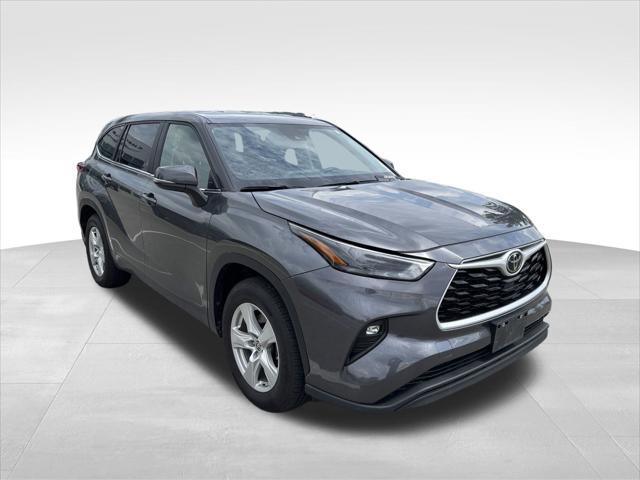 used 2023 Toyota Highlander car
