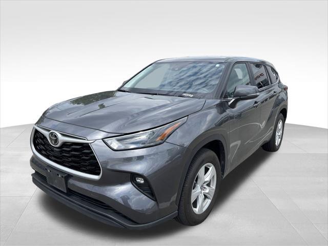 used 2023 Toyota Highlander car