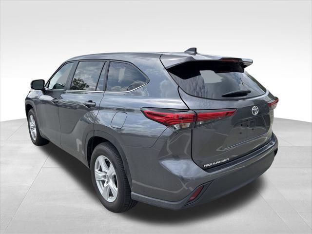 used 2023 Toyota Highlander car