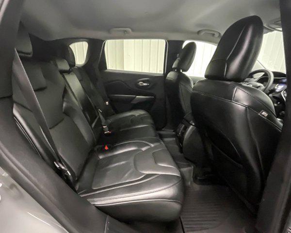 used 2021 Jeep Cherokee car, priced at $25,624