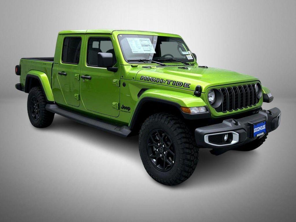 new 2025 Jeep Gladiator car, priced at $44,552