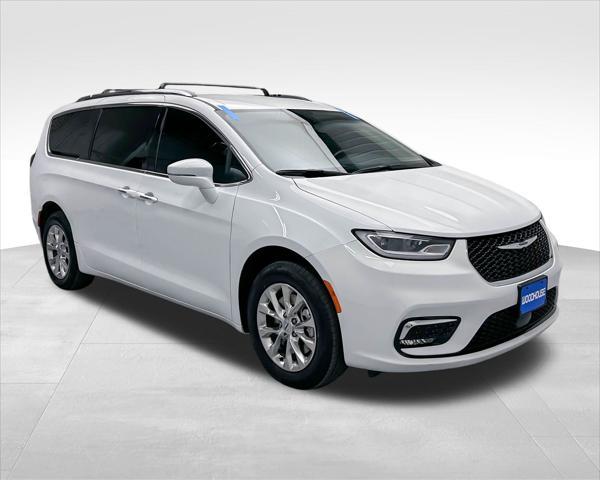used 2021 Chrysler Pacifica car, priced at $31,625