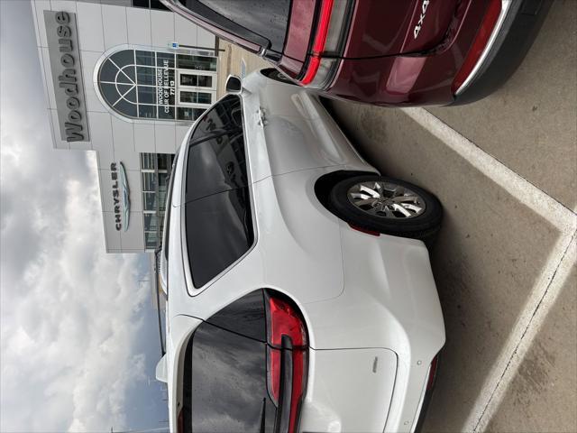 used 2021 Chrysler Pacifica car