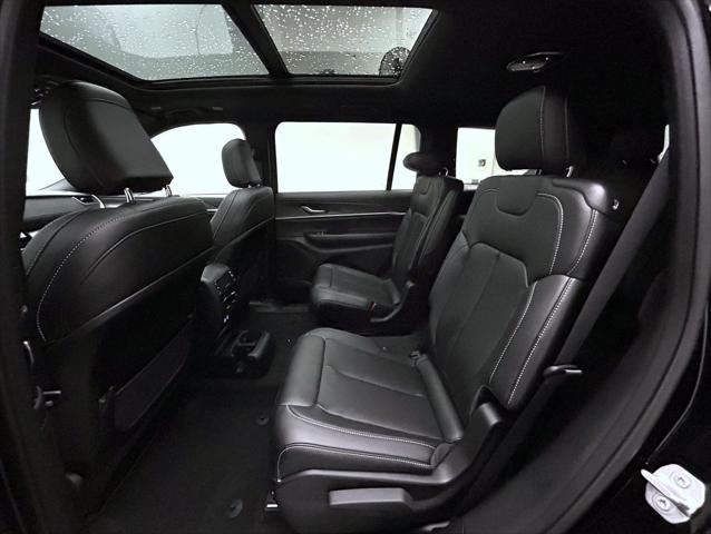 new 2025 Jeep Grand Cherokee L car, priced at $48,586