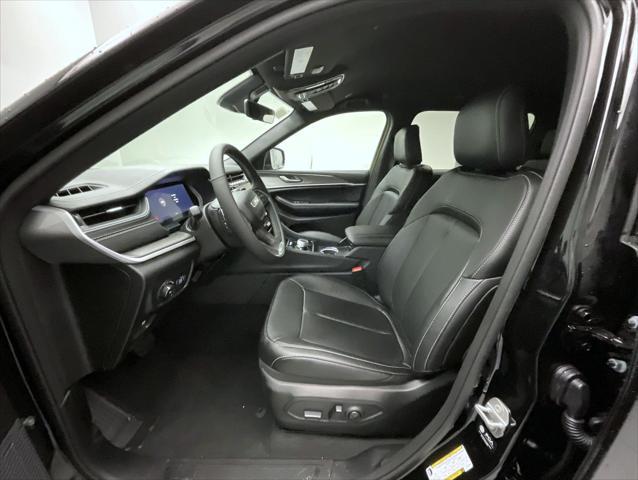 new 2025 Jeep Grand Cherokee L car, priced at $43,971