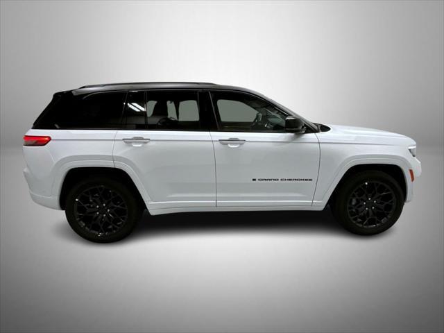 new 2025 Jeep Grand Cherokee car, priced at $56,754