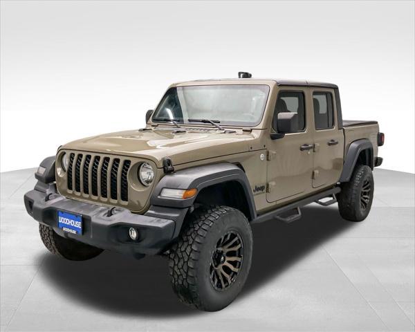 used 2020 Jeep Gladiator car, priced at $30,879