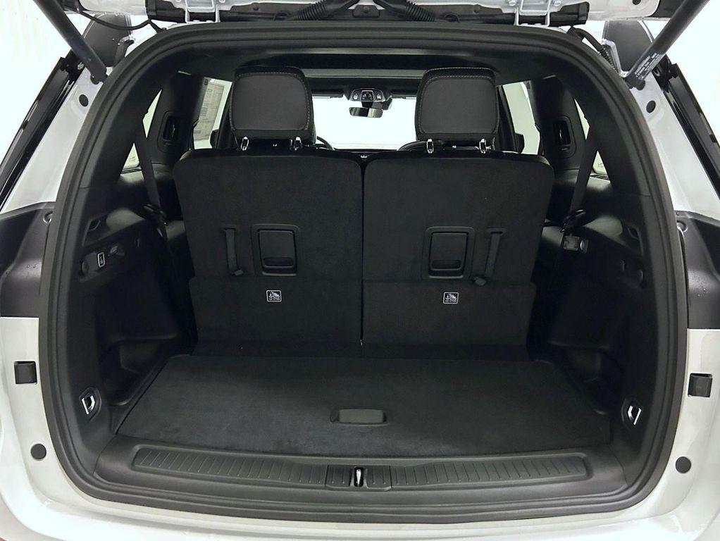 new 2025 Jeep Grand Cherokee L car, priced at $40,420