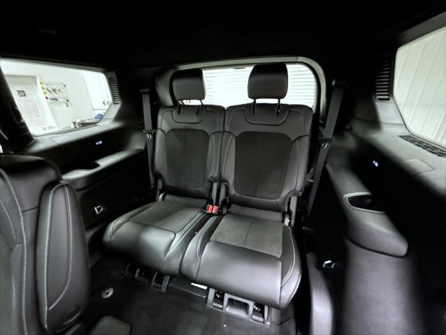 new 2025 Jeep Grand Cherokee L car, priced at $42,276