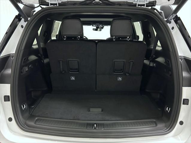 new 2025 Jeep Grand Cherokee L car, priced at $42,276