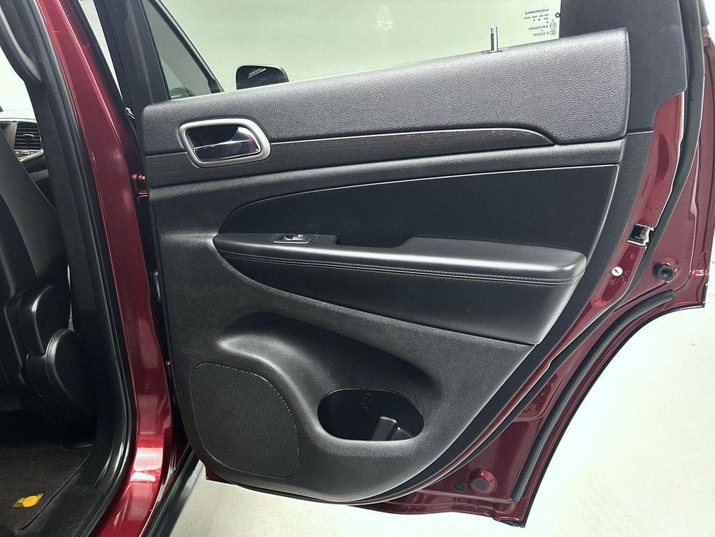 used 2018 Jeep Grand Cherokee car, priced at $19,383