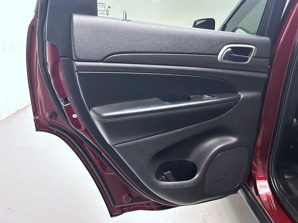 used 2018 Jeep Grand Cherokee car, priced at $19,383