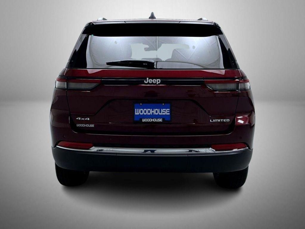 new 2025 Jeep Grand Cherokee car, priced at $41,914