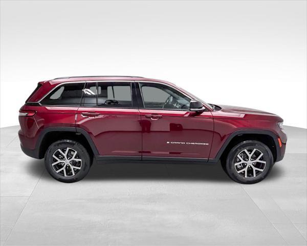 new 2025 Jeep Grand Cherokee car, priced at $40,975