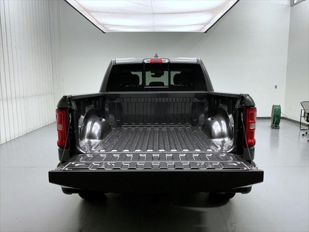 new 2025 Ram 1500 car, priced at $46,471