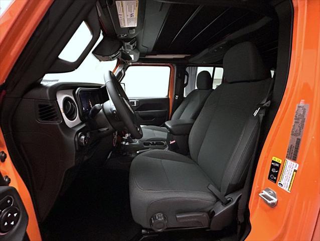 new 2025 Jeep Wrangler car, priced at $45,753