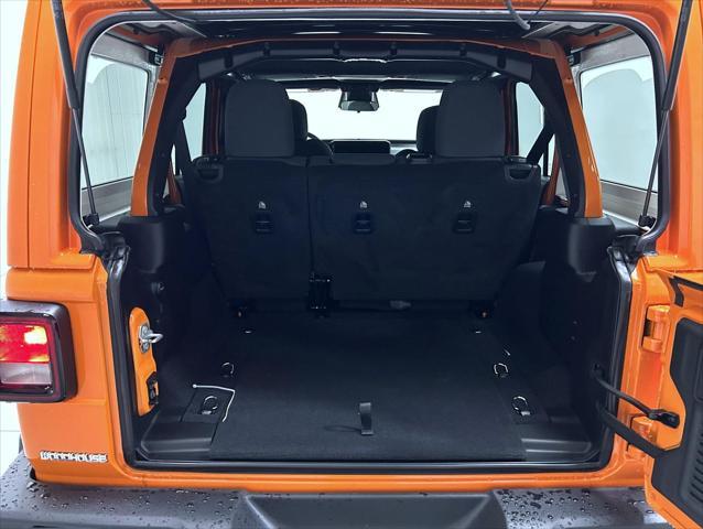 new 2025 Jeep Wrangler car, priced at $45,753