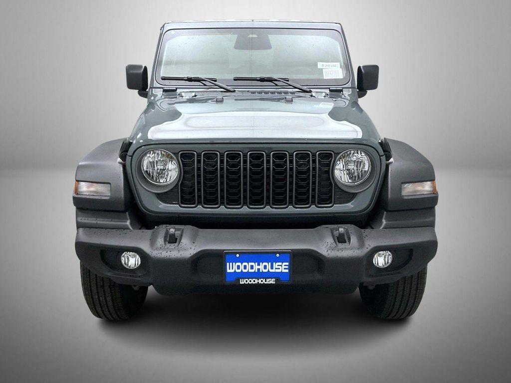 new 2025 Jeep Wrangler car, priced at $41,097