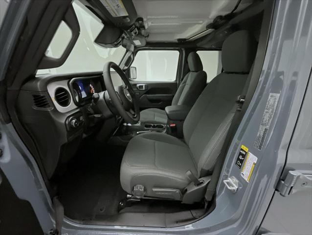 new 2025 Jeep Wrangler car, priced at $41,977