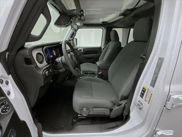 new 2025 Jeep Wrangler car, priced at $41,441