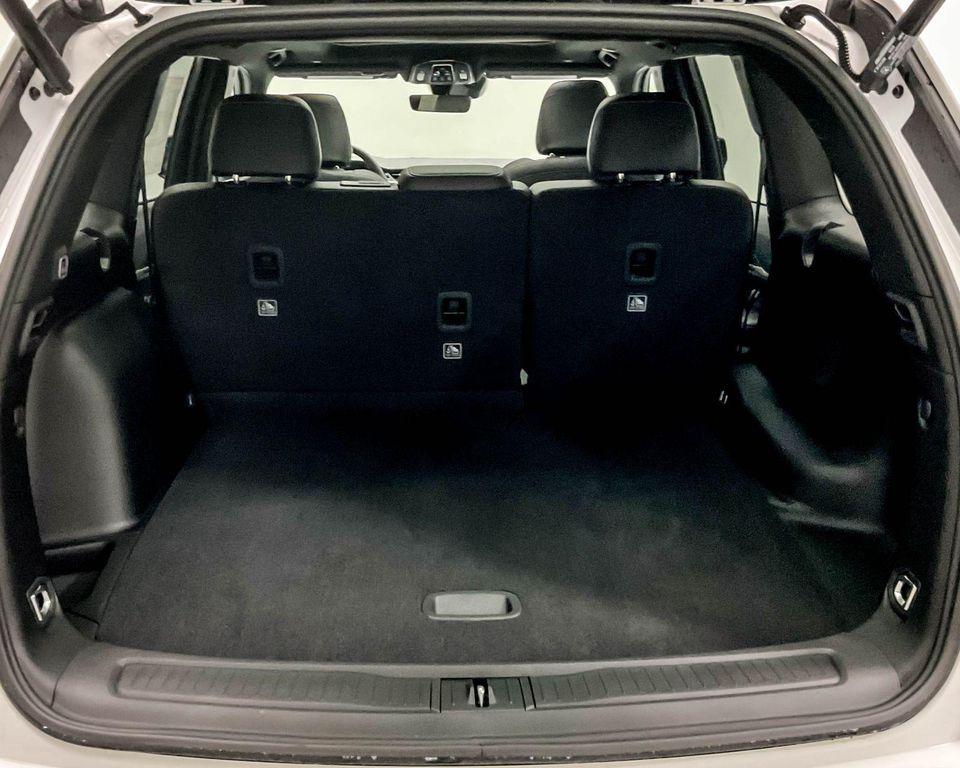 new 2025 Jeep Grand Cherokee car, priced at $39,894
