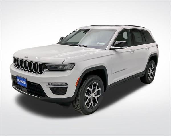 new 2025 Jeep Grand Cherokee car, priced at $43,900