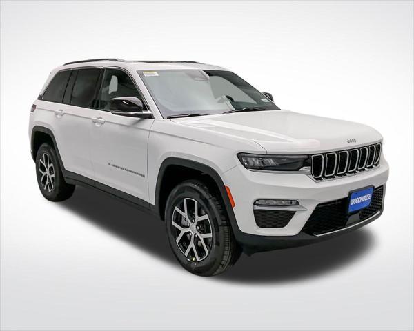 new 2025 Jeep Grand Cherokee car, priced at $43,900