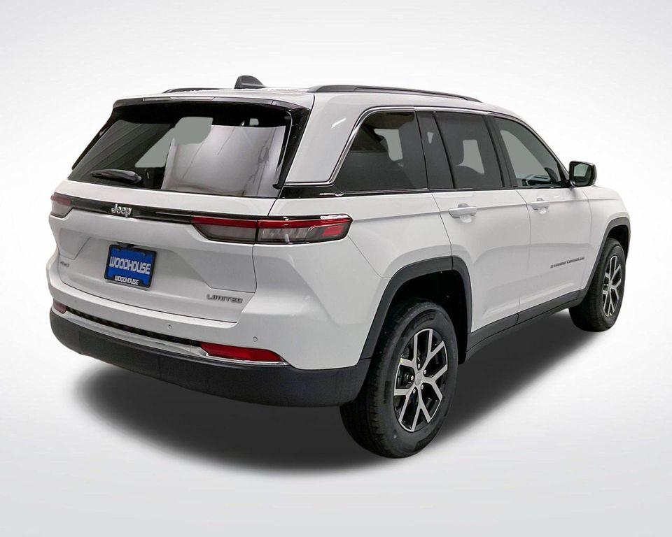 new 2025 Jeep Grand Cherokee car, priced at $39,894