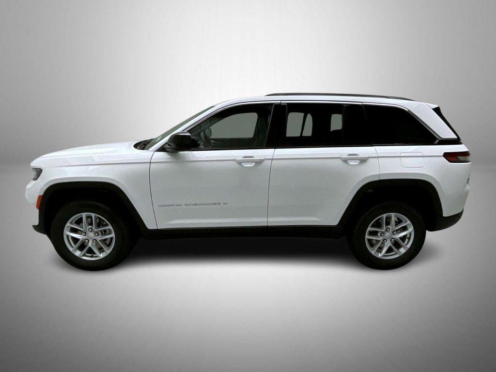 new 2025 Jeep Grand Cherokee car, priced at $34,982