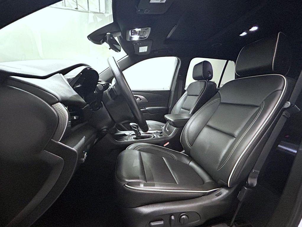 used 2023 Chevrolet Traverse car, priced at $43,560
